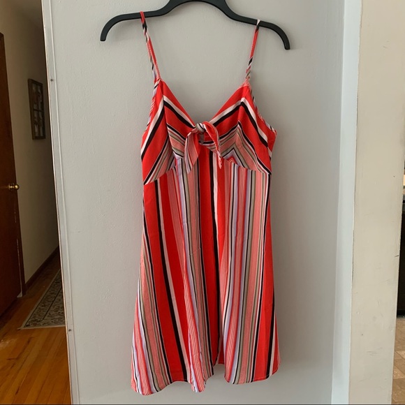 Trixxi Dresses & Skirts - Francesca’s Trixxi Red Striped Sleevless Dress